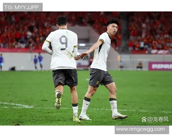 亚洲杯足球预选赛激战正酣各国球队全力争夺晋级名额与荣耀